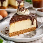 Hausgemachte Boston Cream Pie mit Schokolade und Vanillecreme