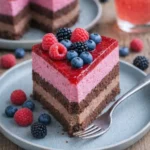 Schokotorte mit schwarzen Johannisbeeren von Evelin und GLOBUS - Süße Backideen