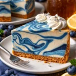 Ravenclaw Butterscotch-Käsekuchen mit dekorativen Galaxienmotiven