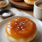Karamellisierte Crème Brûlée Donuts frisch aus dem Ofen