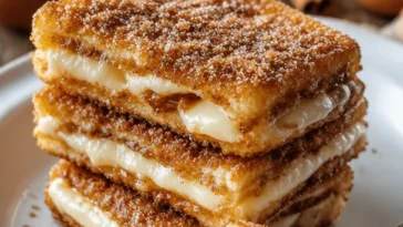 Verwöhnende Churro-Käsekuchen-Riegel mit leckeren Zutaten und kreativem Rezept