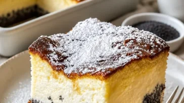 Luftiger Mohn-Topfenkuchen mit Quark und Mohn