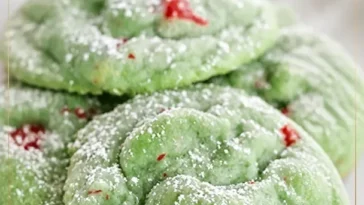 Pistazien-Kirsch-Schmelzbonbons in einer ansprechenden Präsentation