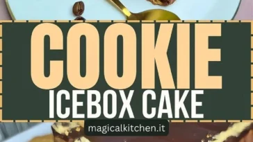 Schokoladen-Eistorten-Kuchen mit Keks-Schichten auf einem Teller angerichtet
